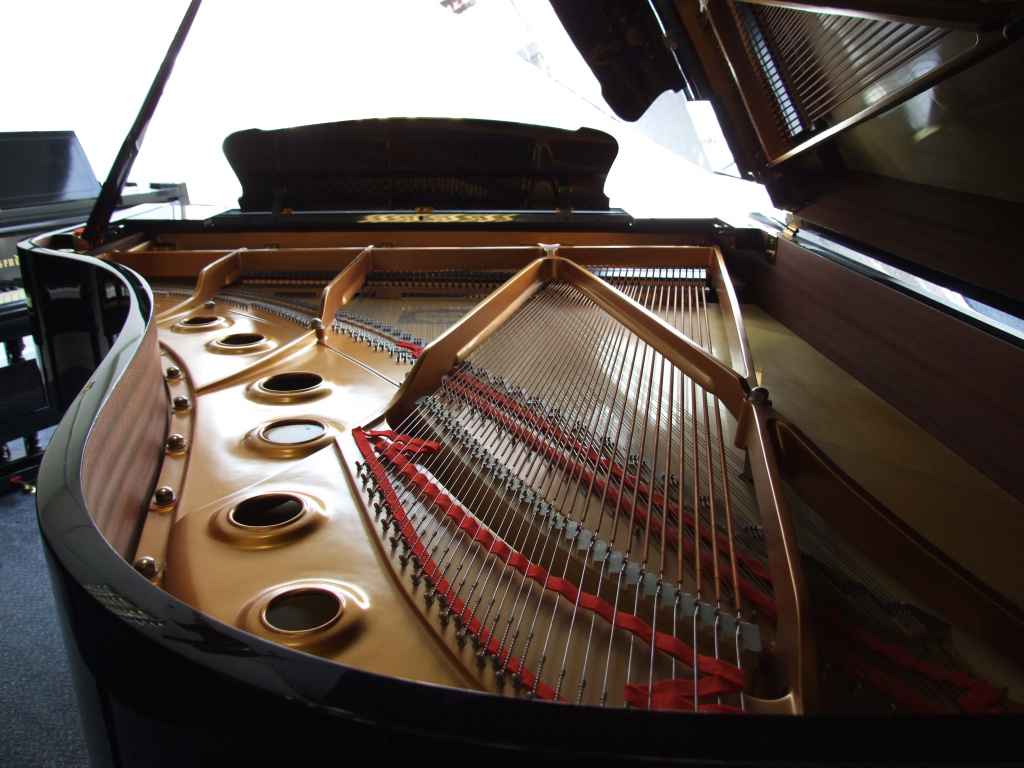 Comparison between Yamaha S6 and Steinway model B grand pianos